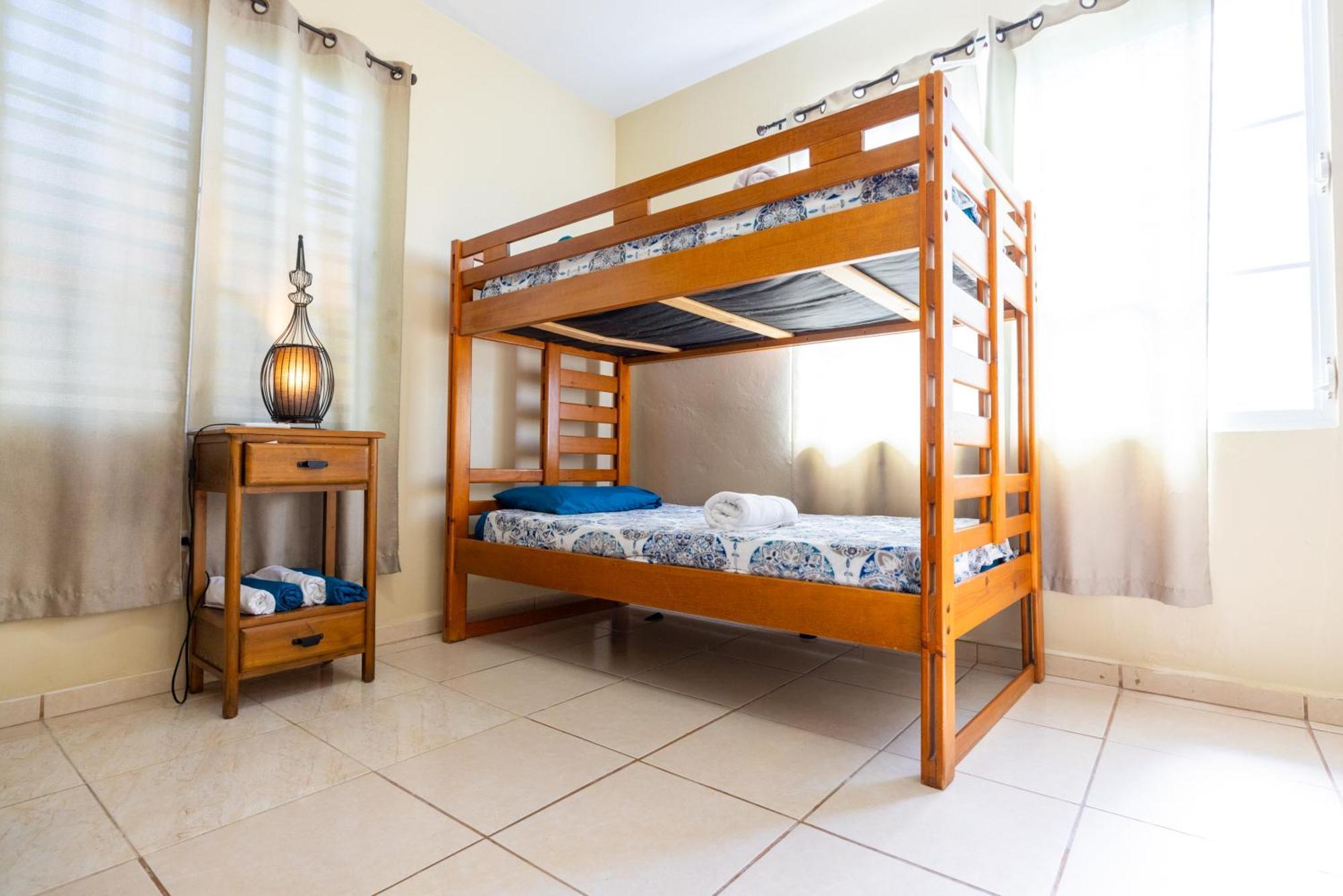 Апартаменты Colinas Del Atlantico Vacational House 1St Floor Исабела Экстерьер фото